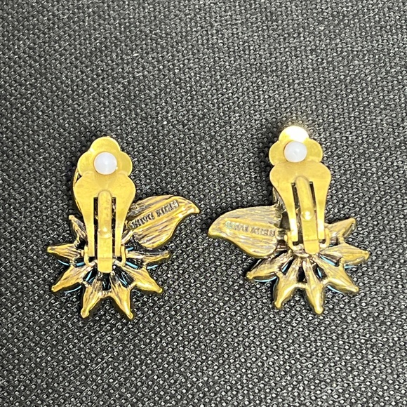 Heidi Daus Swarovski Crystal Blue Flower Clip Earrings RARE Signed Like New - Picture 4 of 11